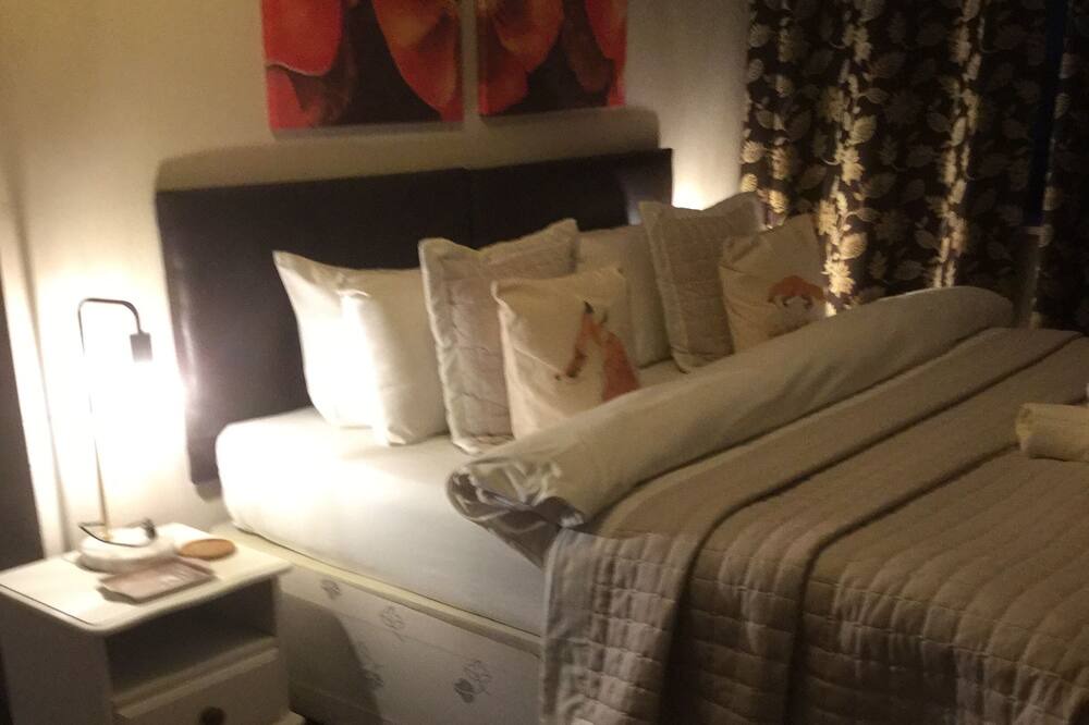 Photo of Bedroom in Chipping Sodbury