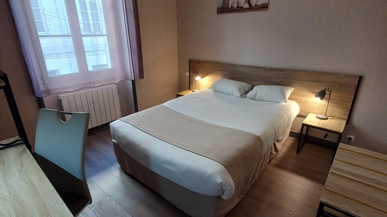 Photo of Bedroom in Cognac