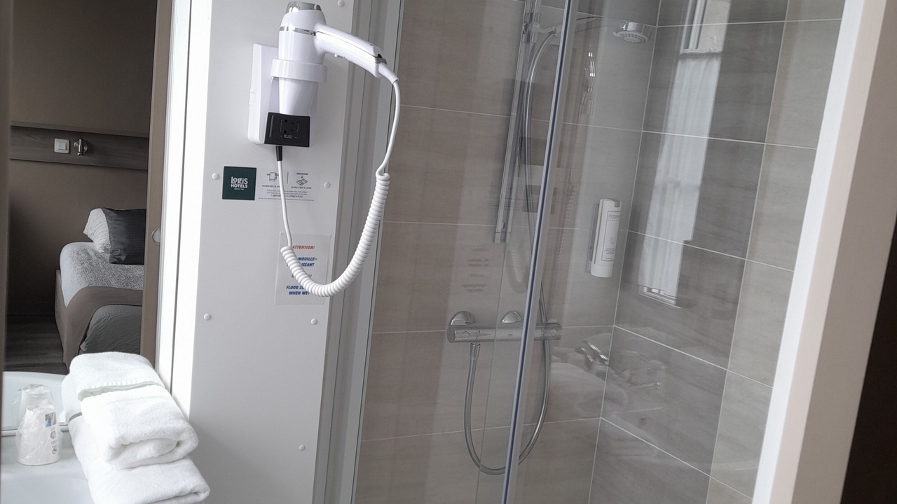 Photo of Bathroom in Cognac