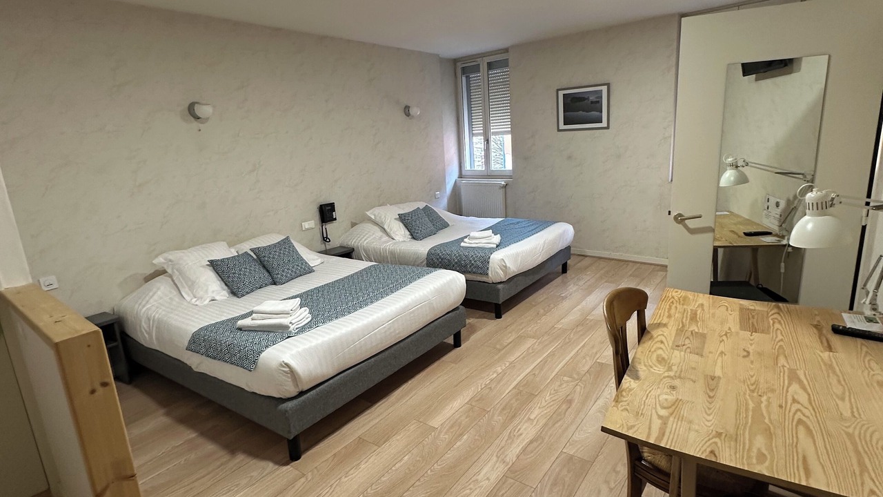 Photo of Bedroom in Yenne