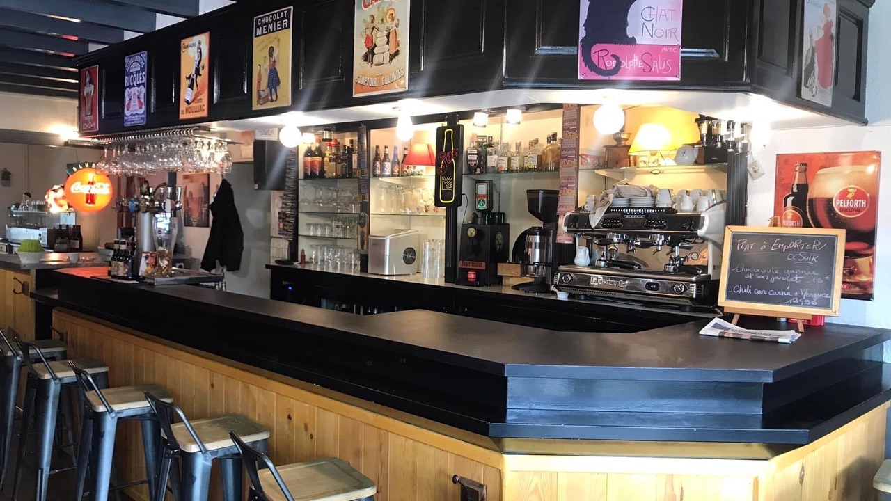 Photo of Others in Saint-Bris-des-Bois