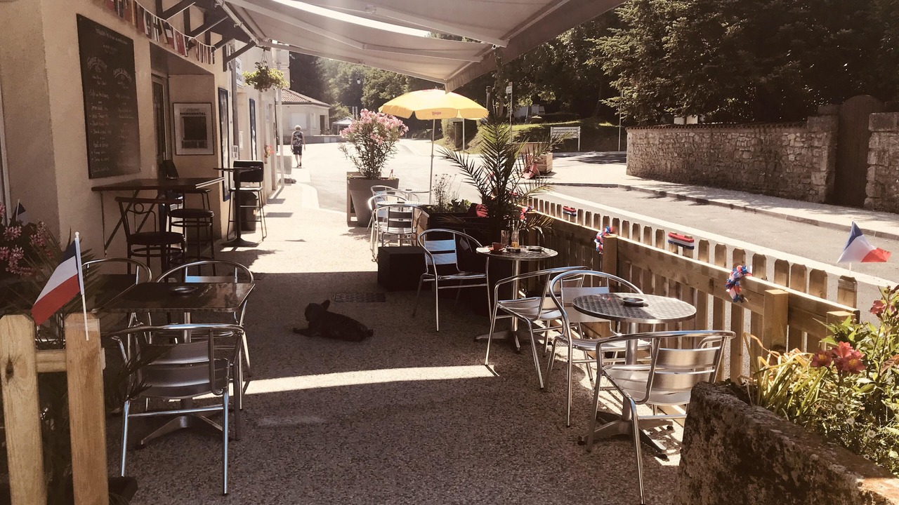 Photo of Outdoor in Saint-Bris-des-Bois