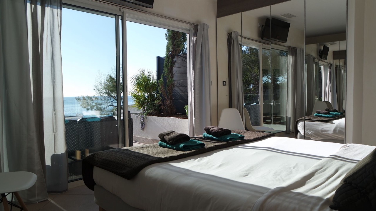 Photo of Bedroom in Saint-Aygulf