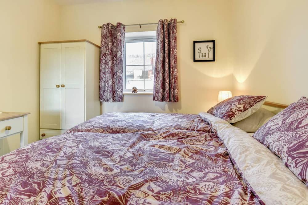 Photo of Bedroom in Llansantffraed