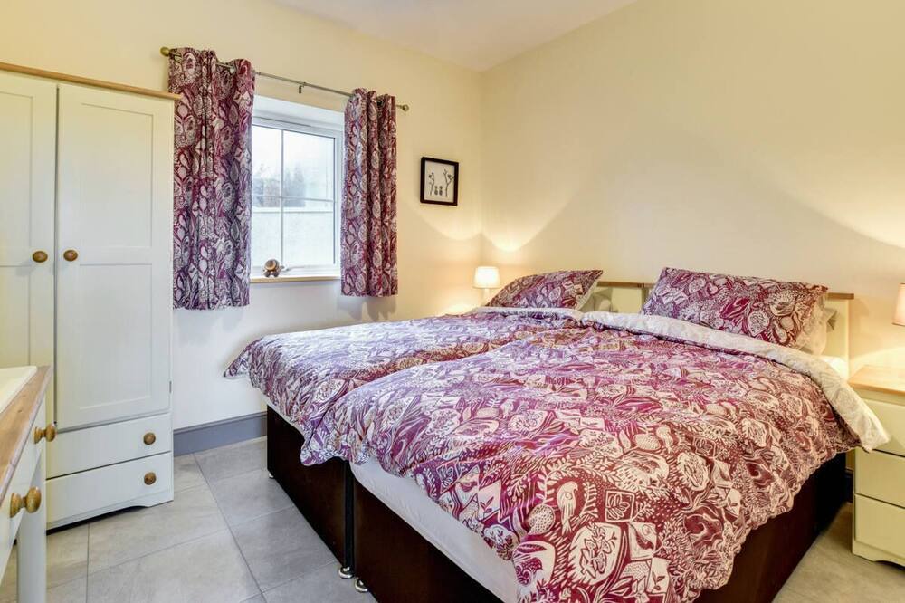 Photo of Bedroom in Llansantffraed