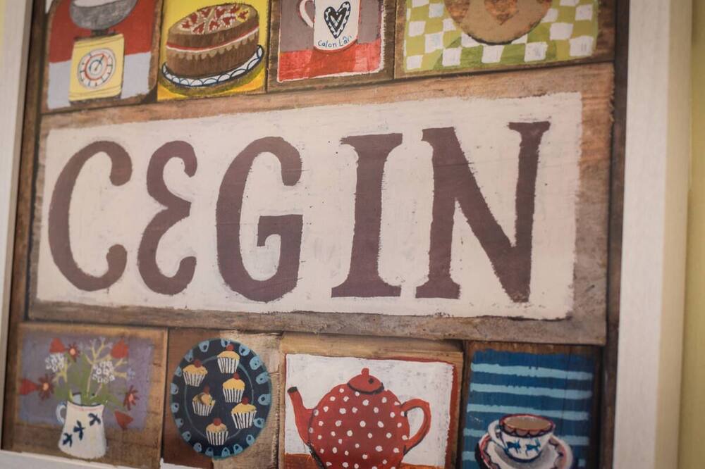 Photo of Others in Llansantffraed