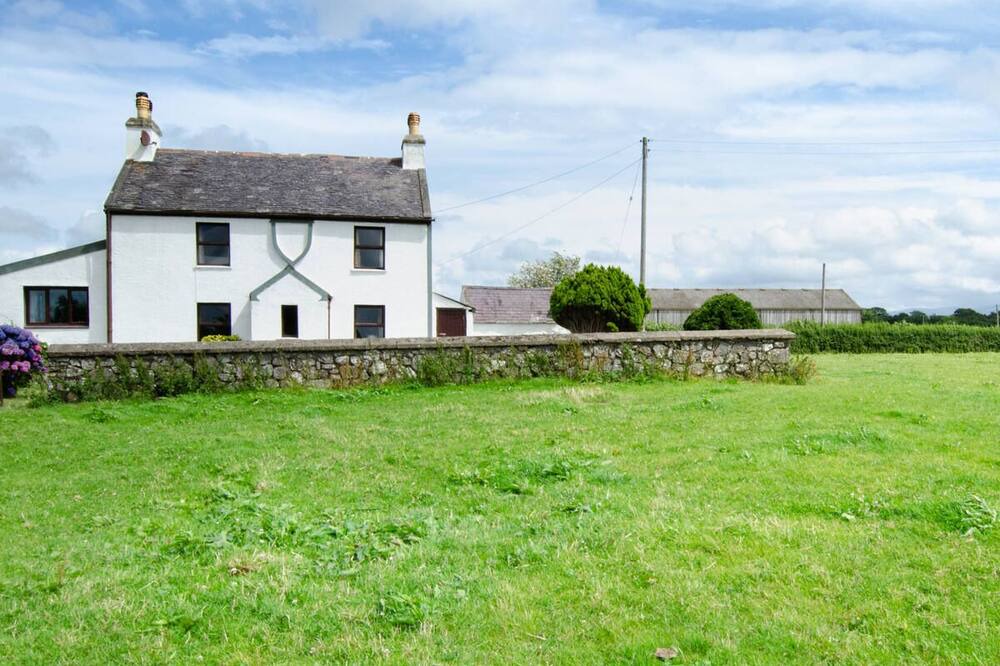 Photo of Outdoor in Llanfaglan