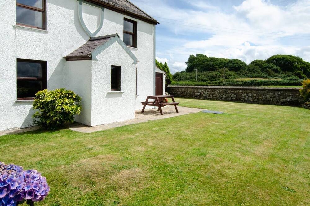 Photo of Outdoor in Llanfaglan