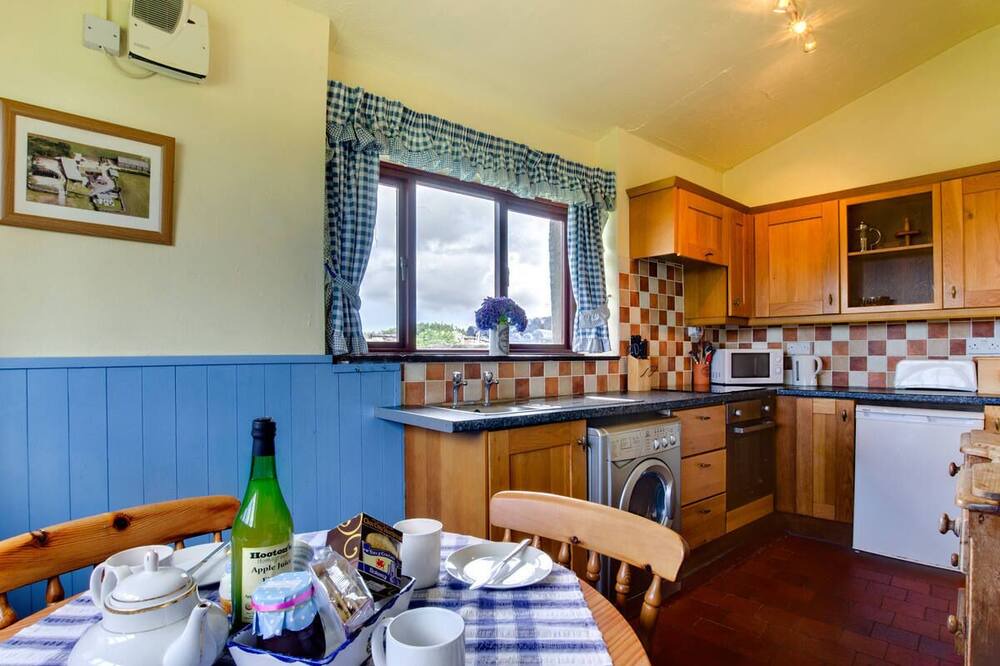 Photo of Kitchen in Llanfaglan