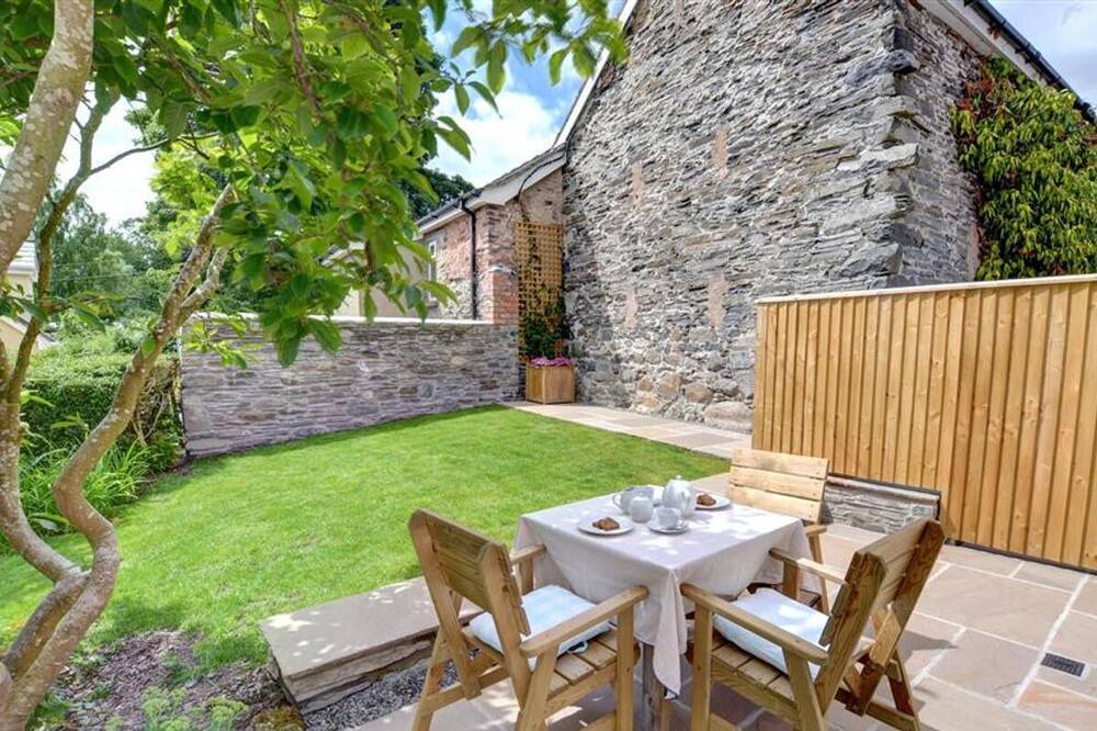 Photo of Others in Ruthin