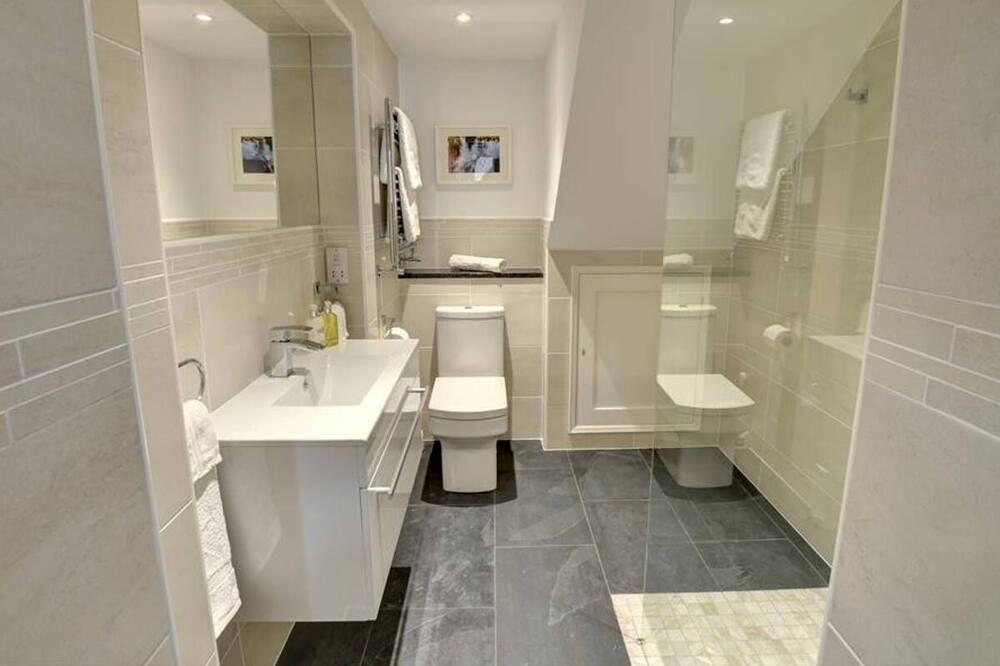 Photo of Bathroom in Ruthin