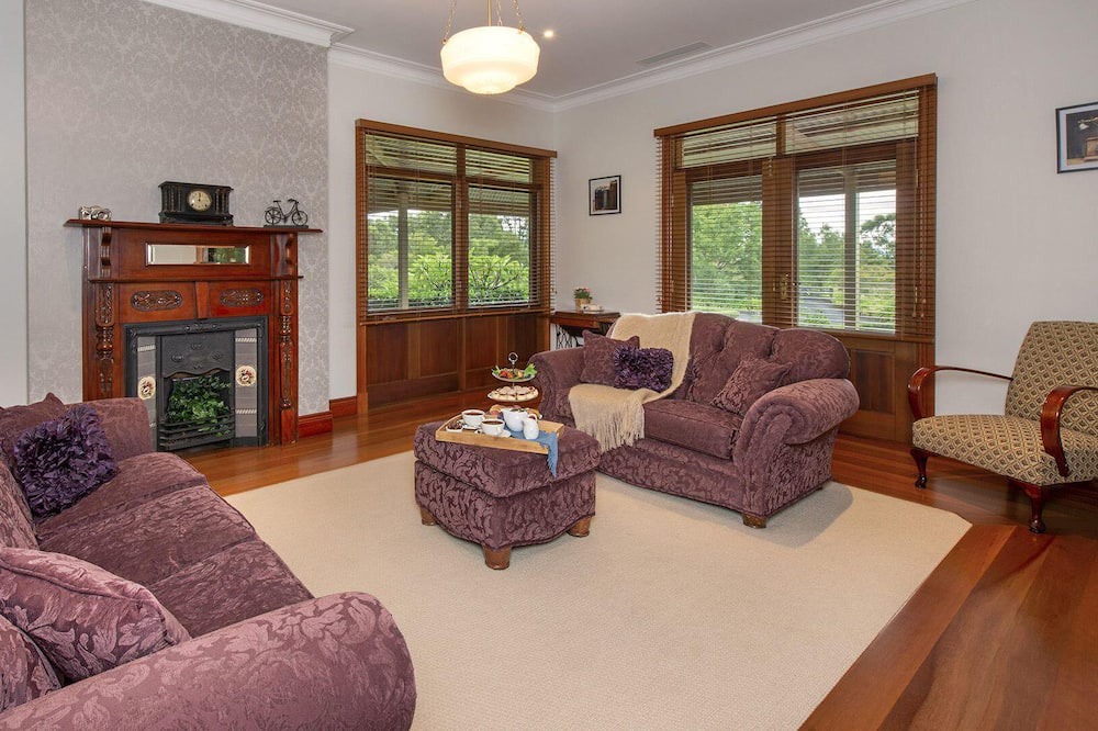 Photo of Livingroom in Worrigee