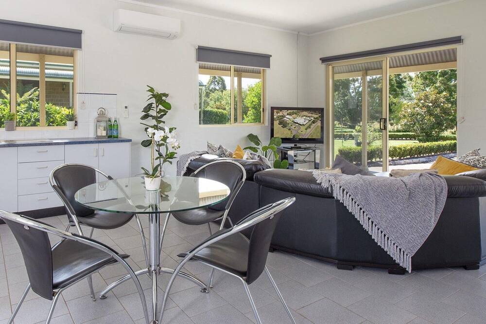 Photo of Others in Worrigee