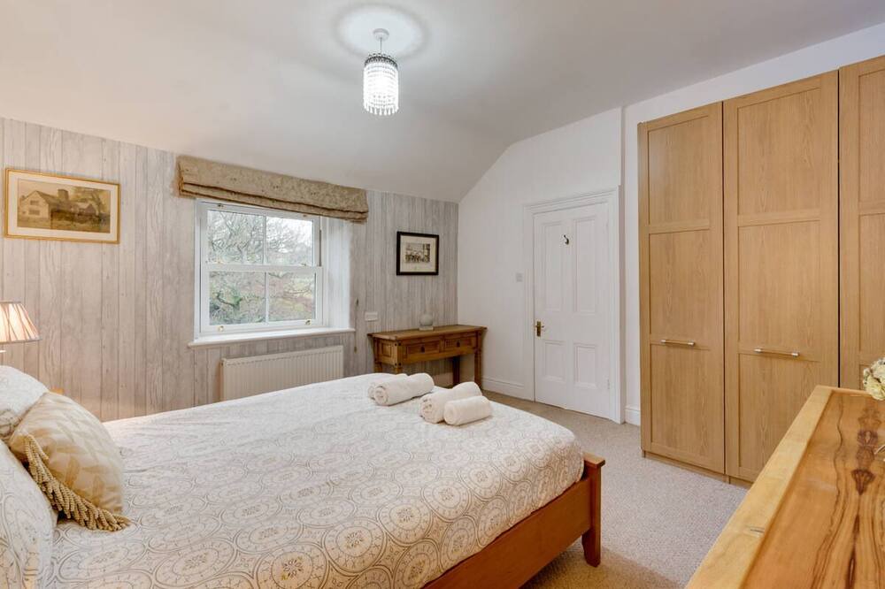 Photo of Bedroom in Capel Garmon