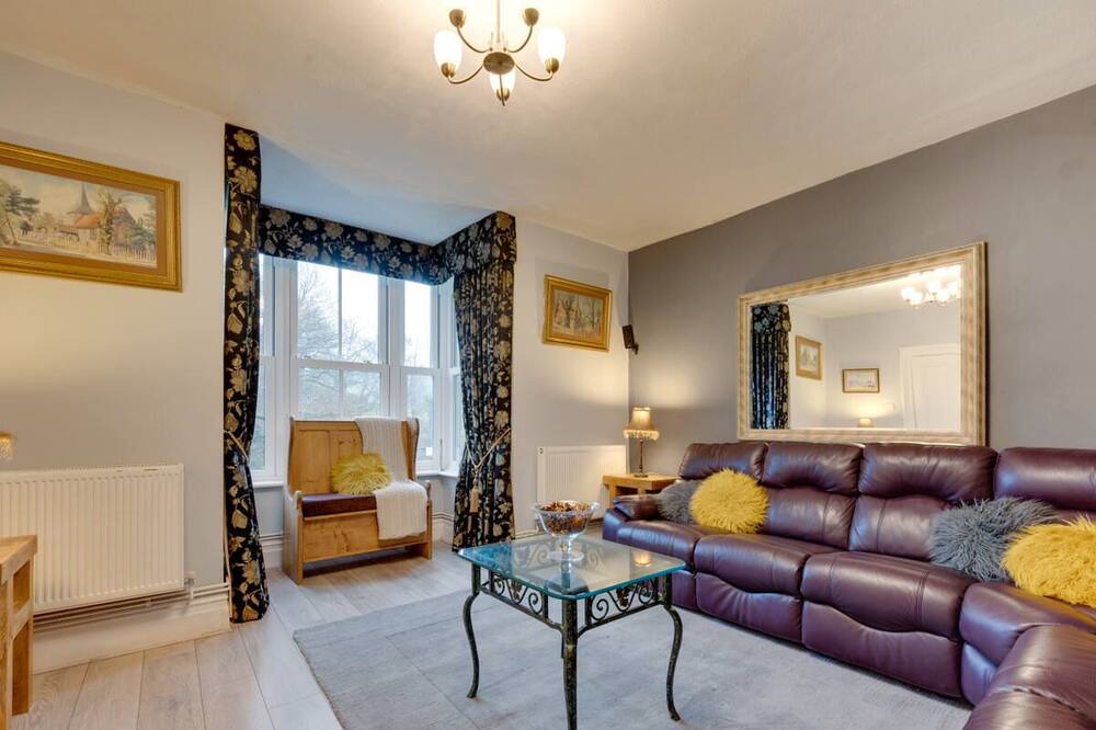 Photo of Livingroom in Capel Garmon