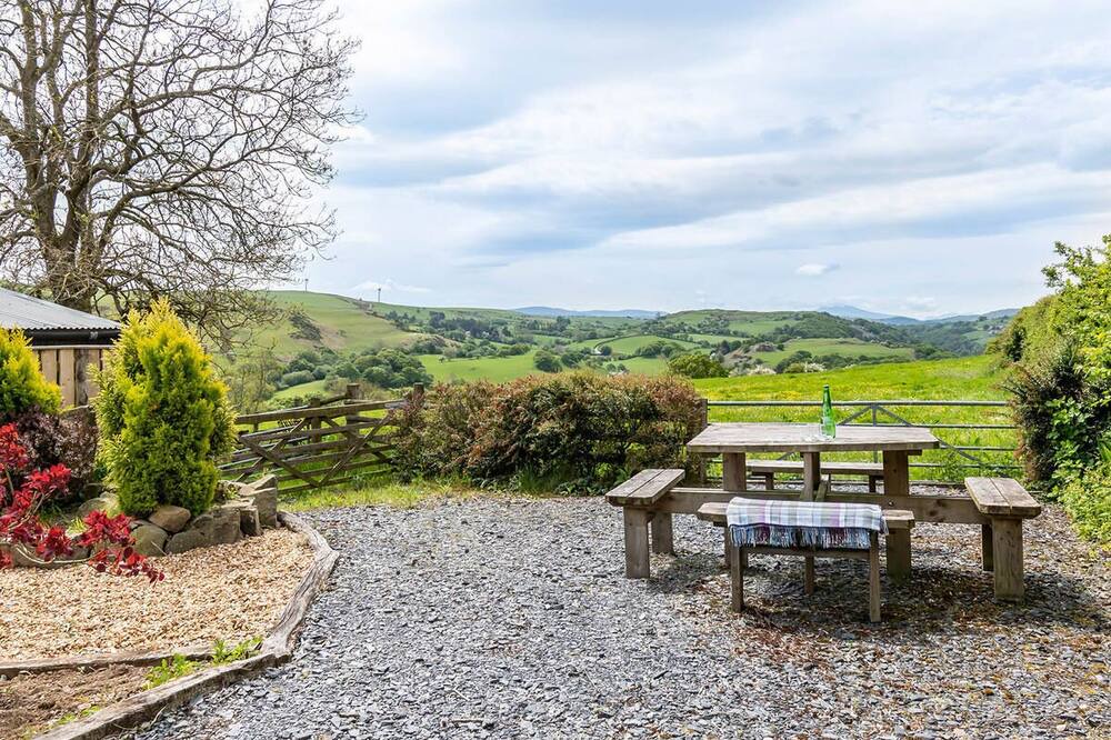 Photo of Outdoor in Derwen