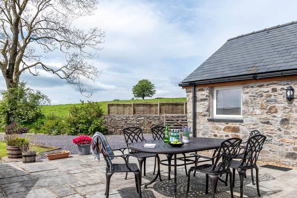 Photo of Outdoor in Derwen