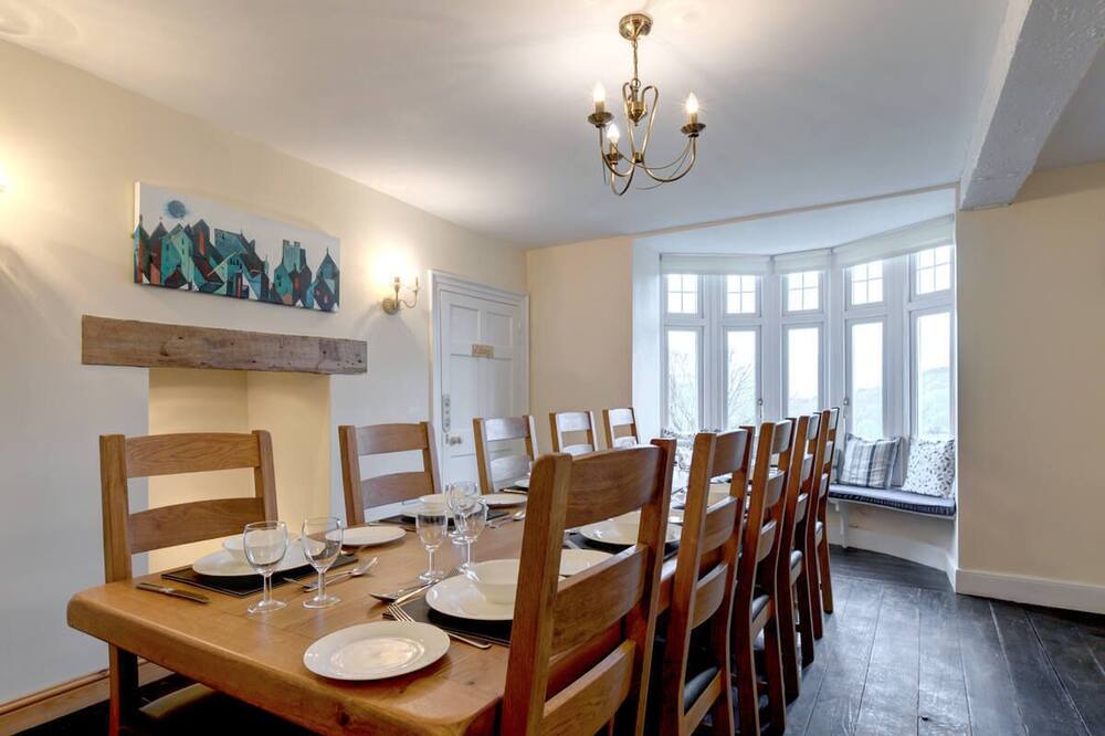 Photo of Others in Derwenlas