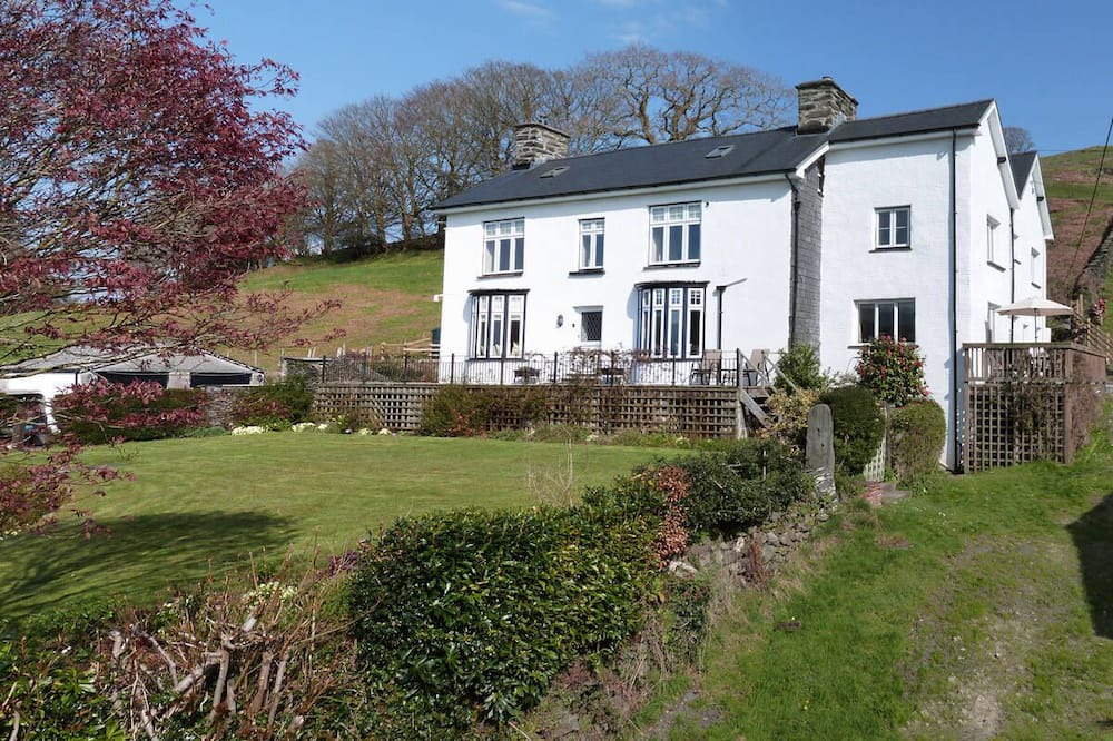 Photo of Outdoor in Derwenlas