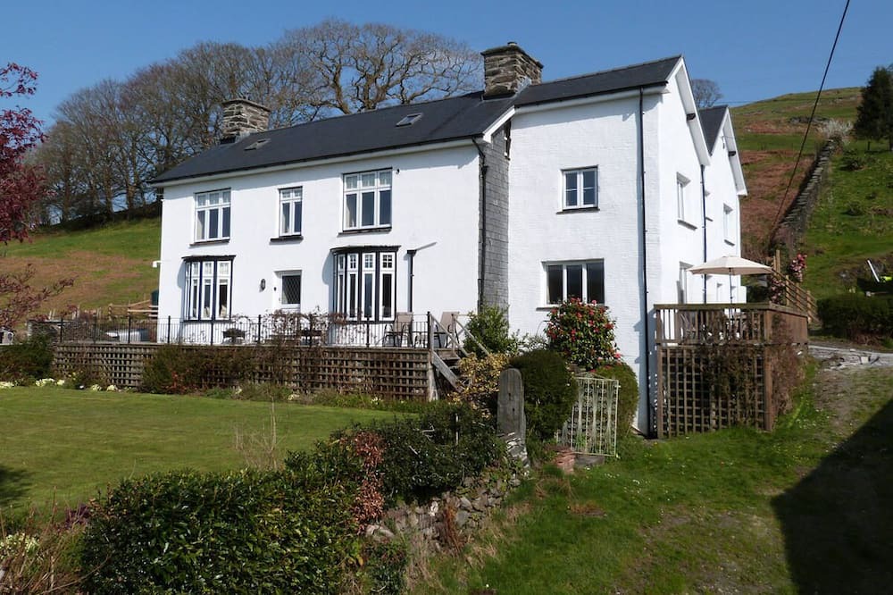 Photo of Outdoor in Derwenlas