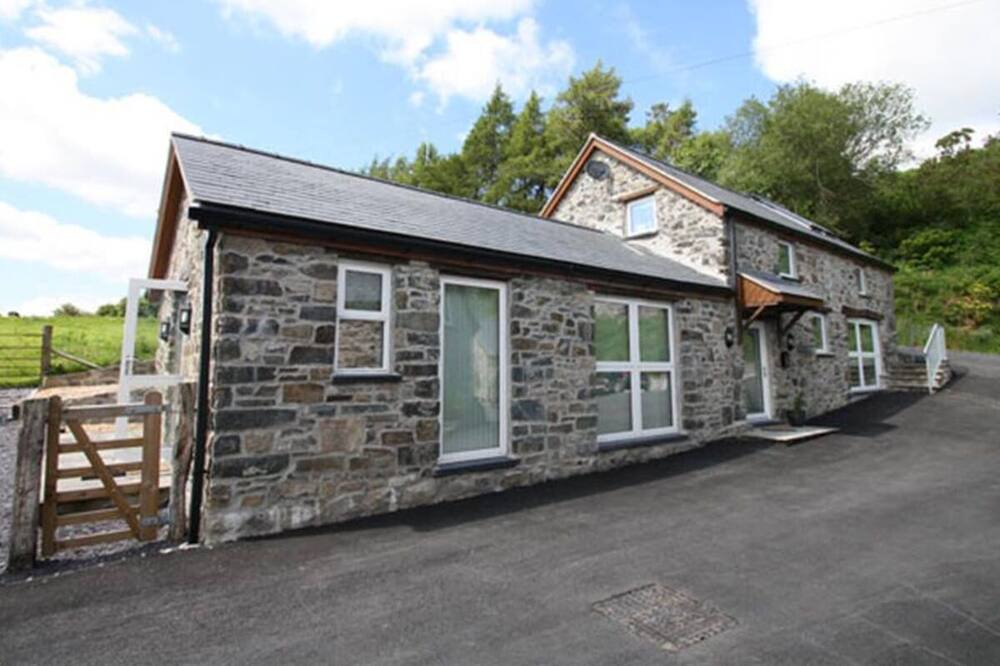 Photo of Outdoor in Derwen