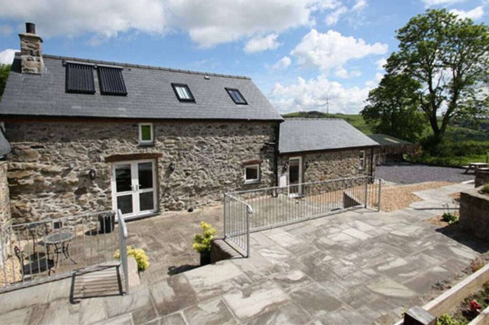 Photo of Outdoor in Derwen