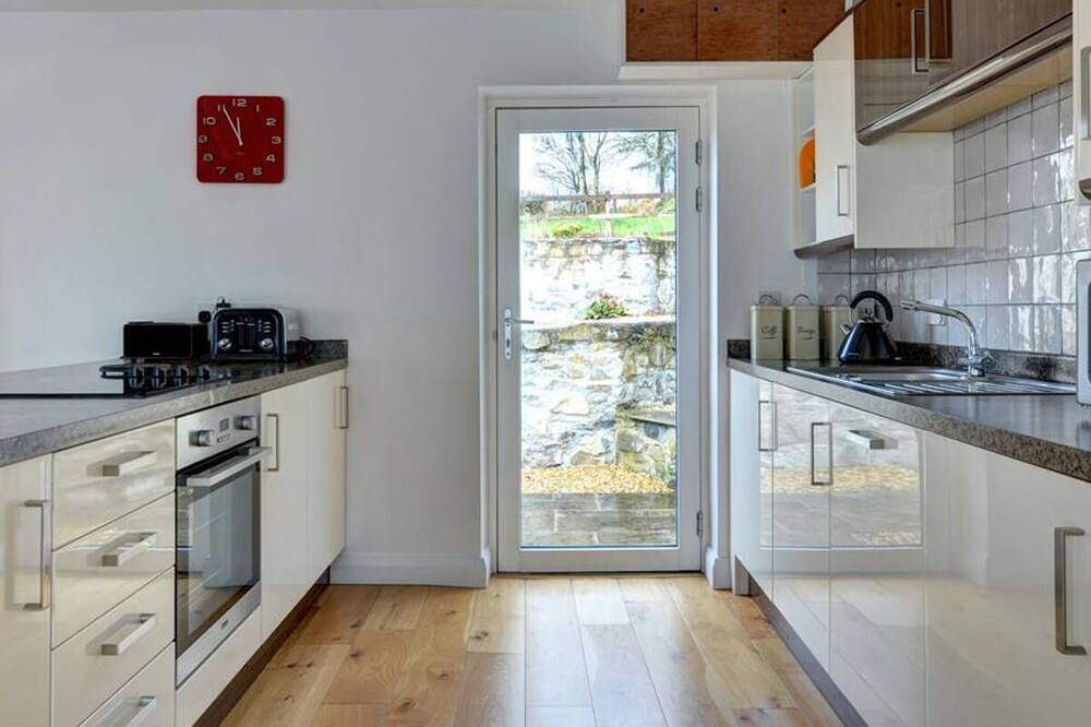 Photo of Kitchen in Derwen