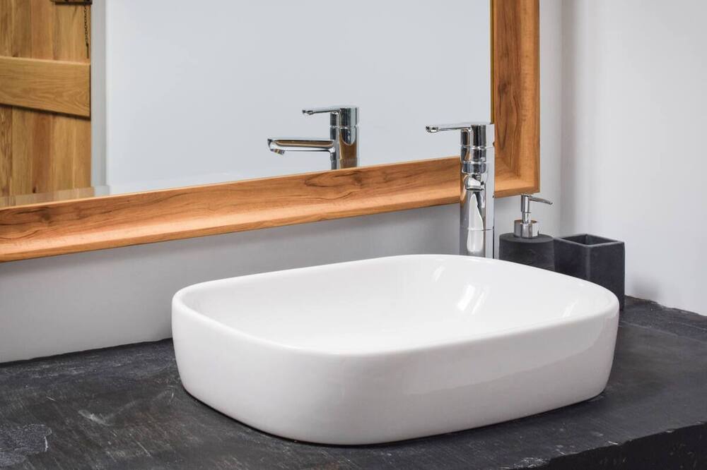 Photo of Bathroom in Machynlleth