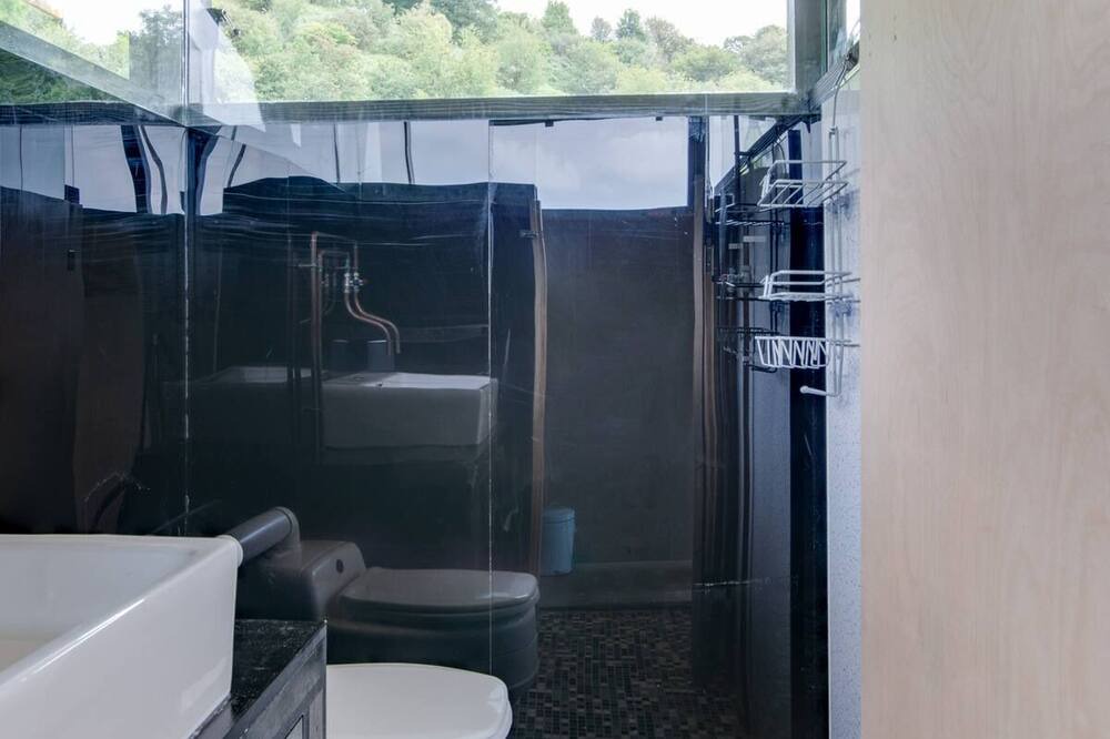 Photo of Bathroom in Felinfach