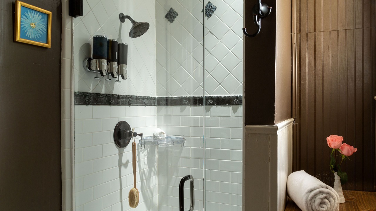Photo of Bathroom in St. Matthews