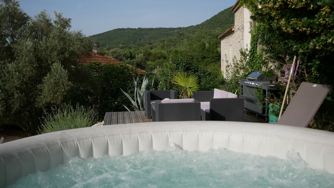 Photo of Outdoor in Grospierres