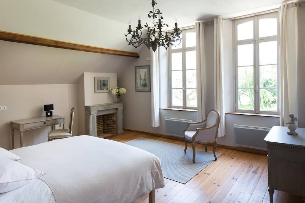 Photo of Bedroom in Aigneville