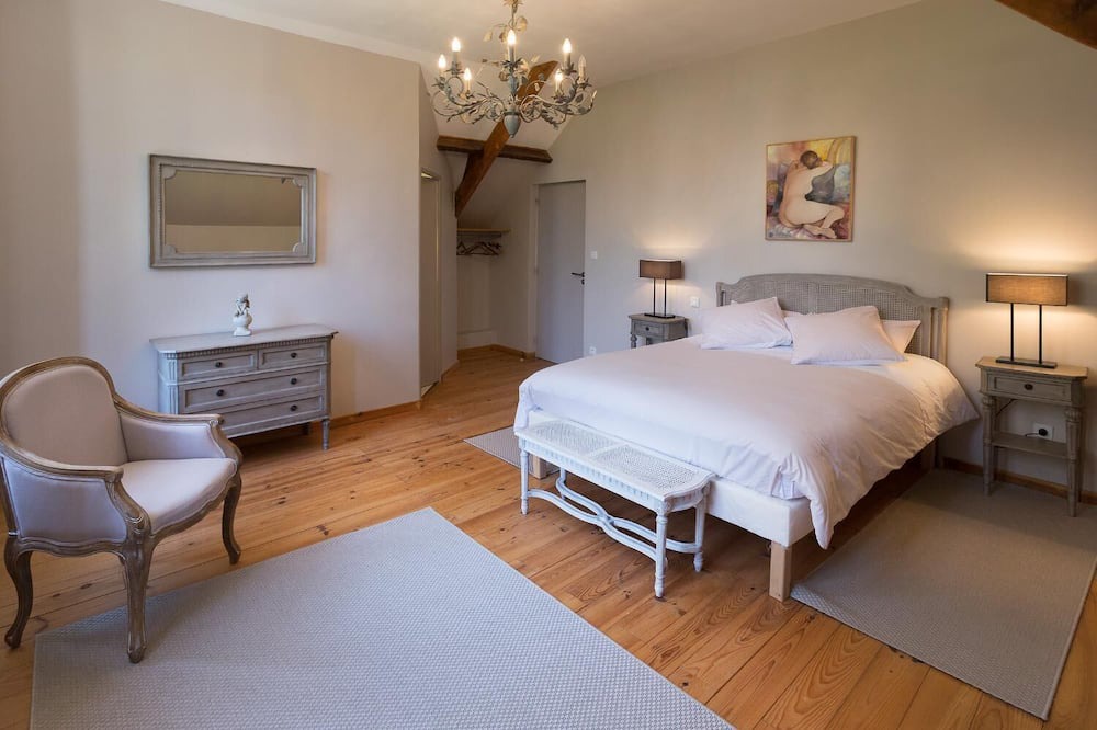 Photo of Bedroom in Aigneville