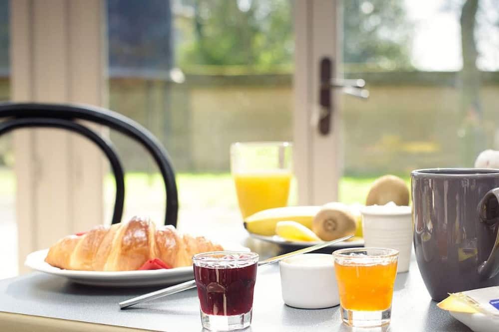 Photo of Others in Aigneville