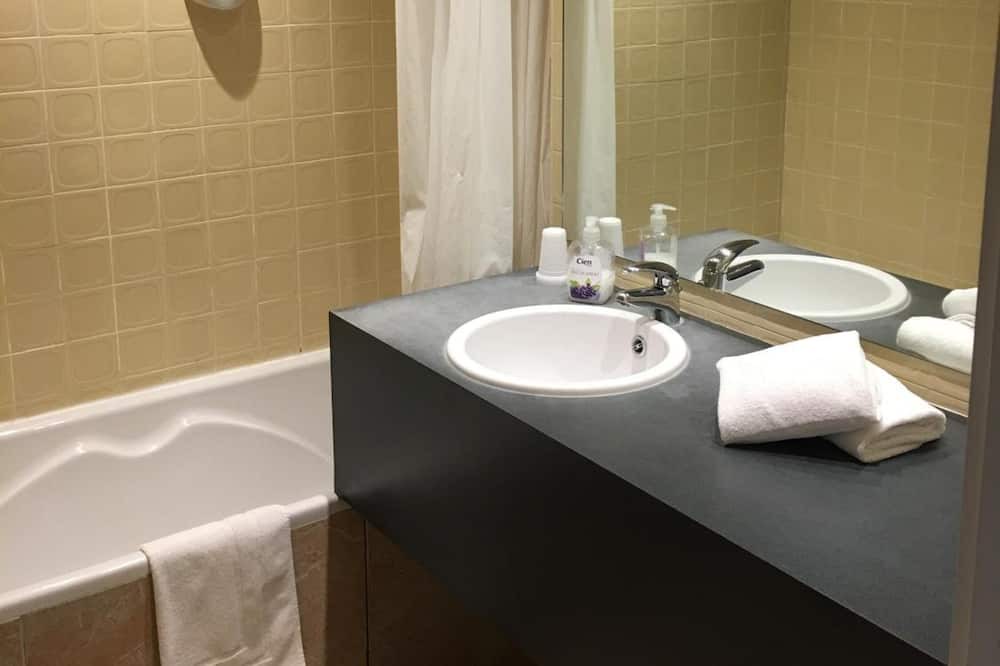 Photo of Bathroom in Firminy