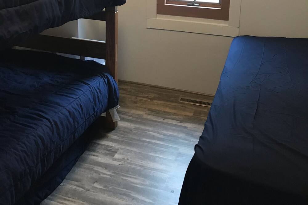 Photo of Bedroom in Delavan Lake