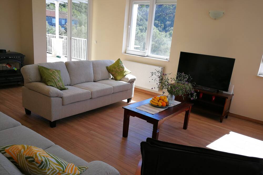 Photo of Livingroom in Sipan Island