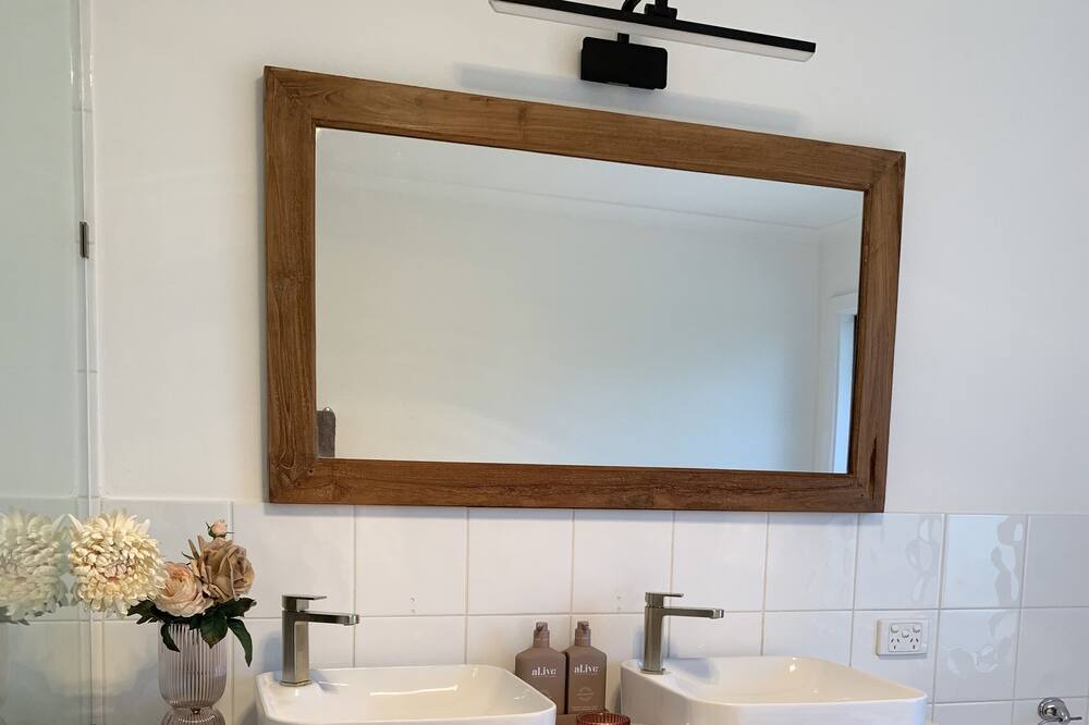 Photo of Bathroom in Willunga South