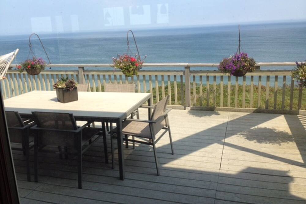 Photo of Patio Balcony in South Wellfleet