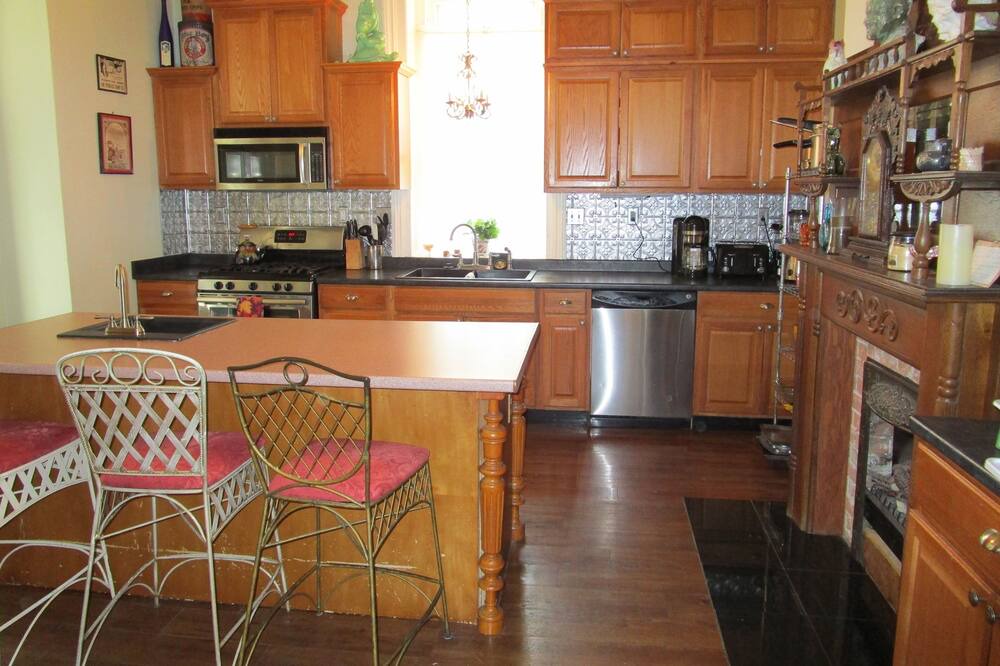 Photo of Livingroom in Davenport