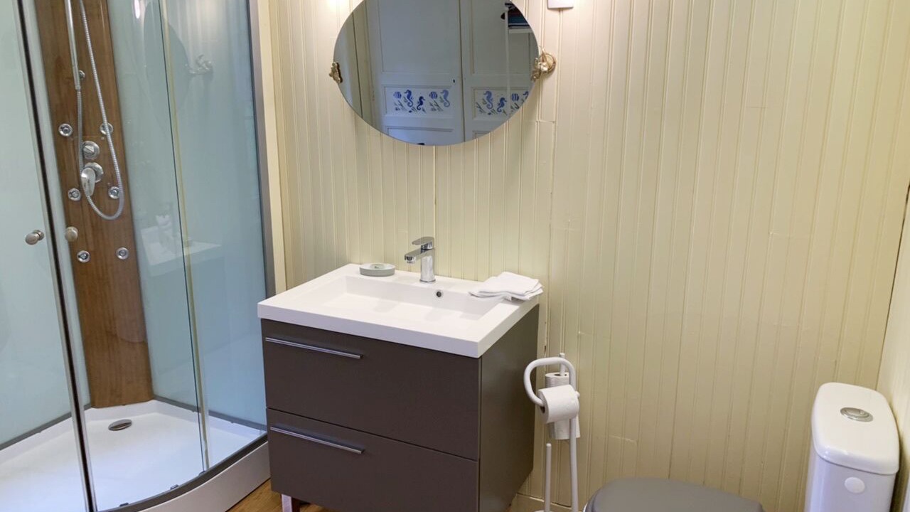 Photo of Bathroom in Saonnet