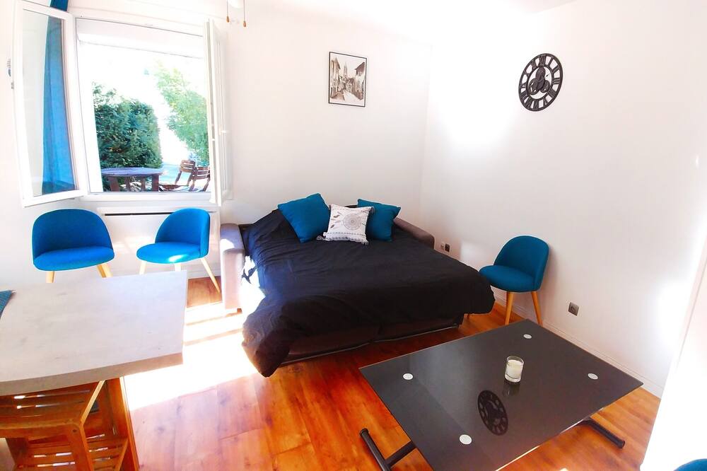 Photo of Bedroom in Tours