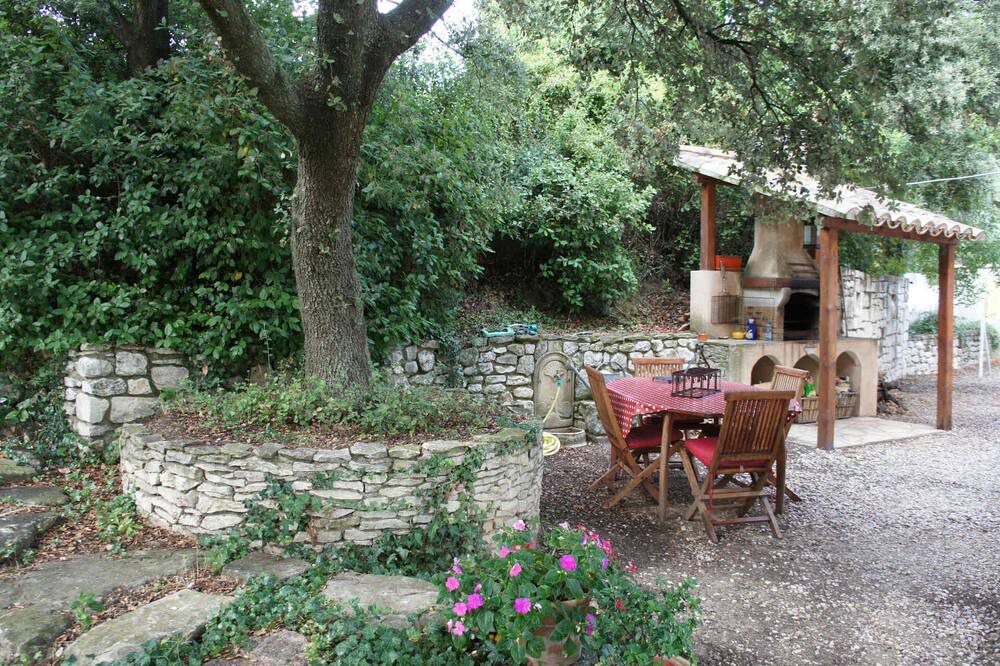 Photo of Outdoor in Roquemaure