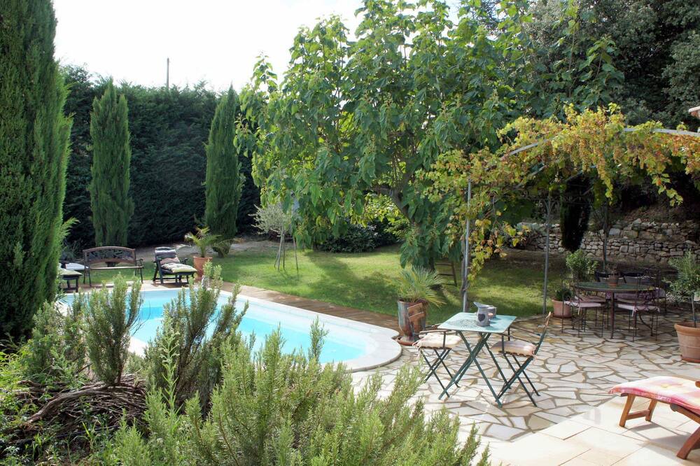 Photo of Outdoor in Roquemaure