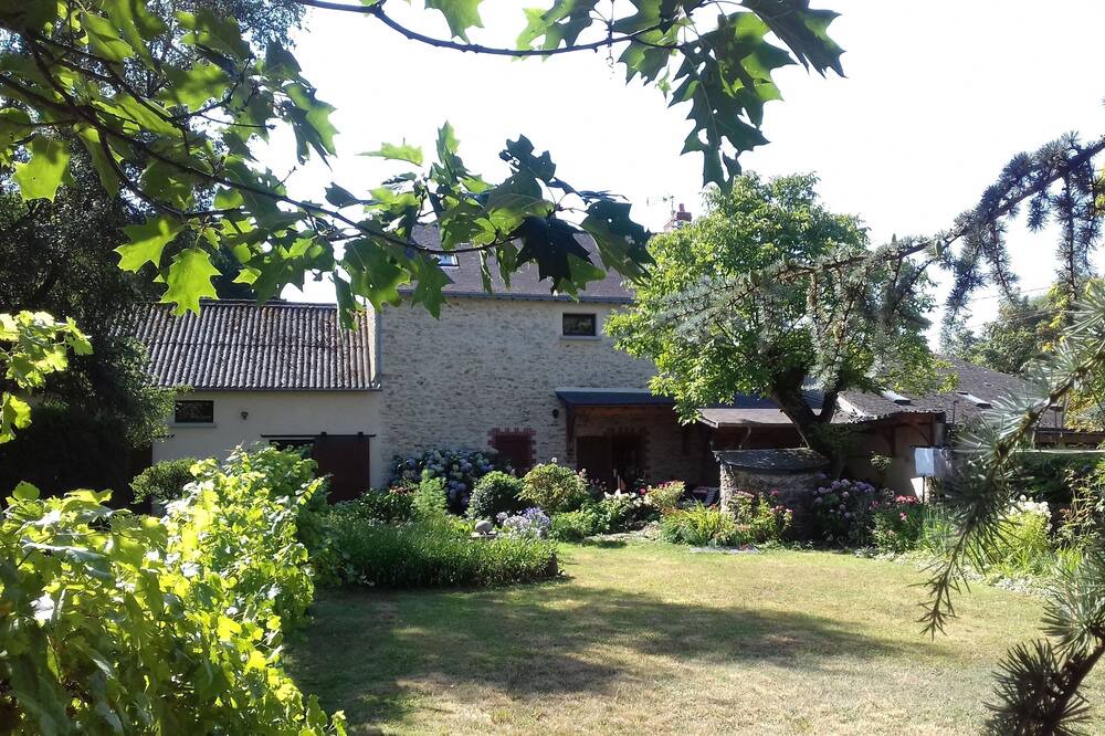 Photo of Outdoor in Saint-Omer-de-Blain