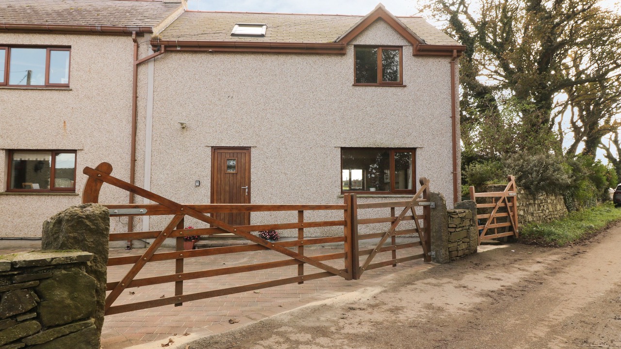 Photo of Outdoor in Llanerchymedd