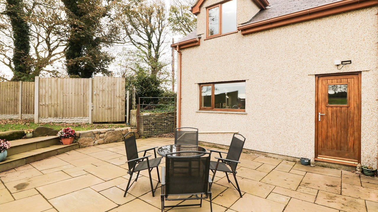 Photo of Others in Llanerchymedd