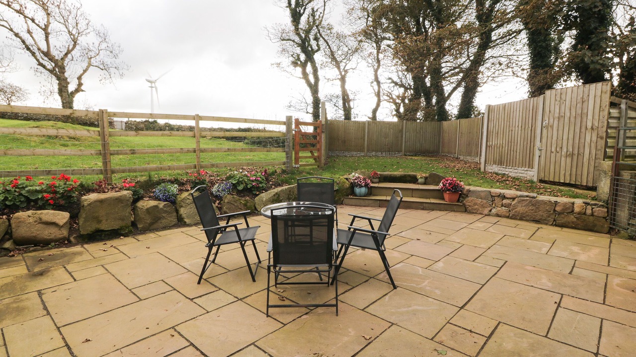 Photo of Others in Llanerchymedd