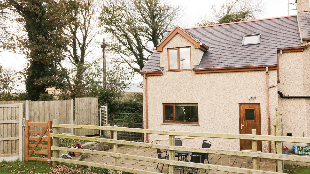 Photo of Others in Llanerchymedd