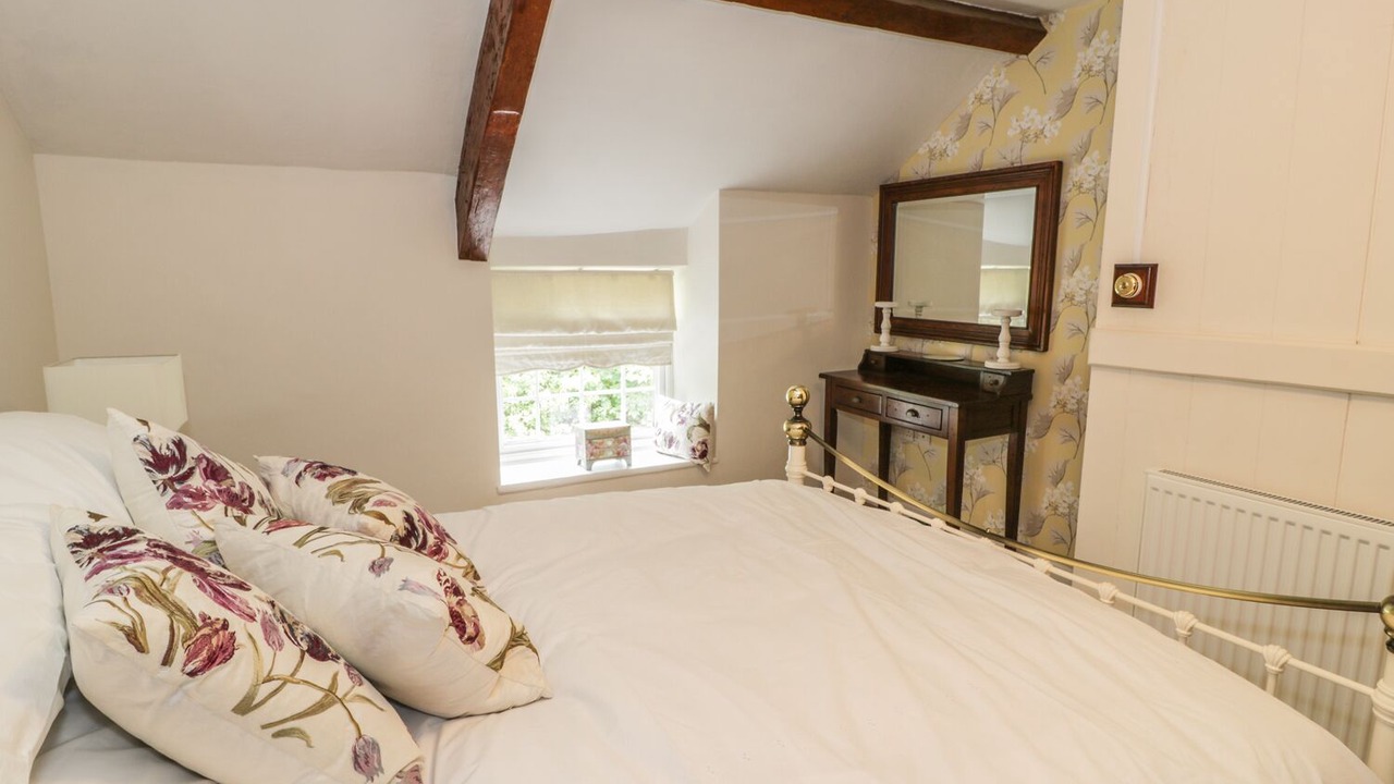 Photo of Others in Groeslon